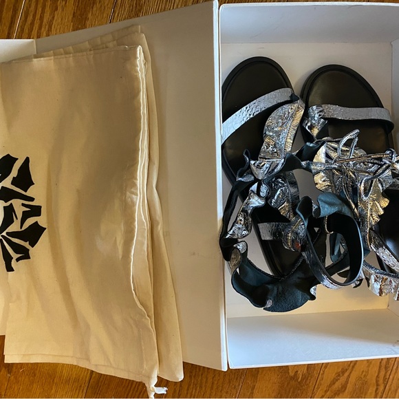 Isabel Marant Ruffle Ansel Leather Heels NWT - Picture 11 of 16